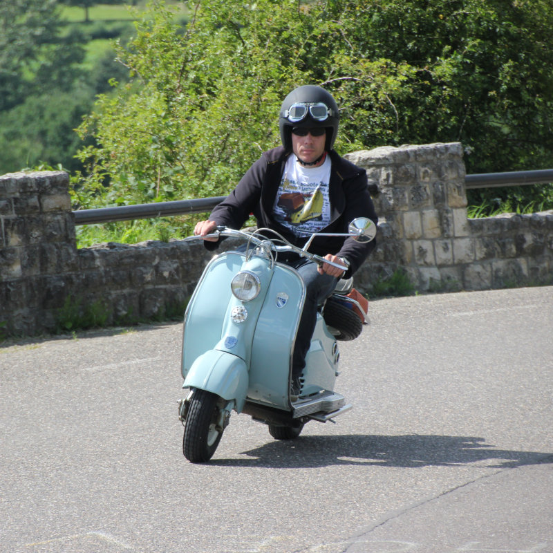 Scooter Rijbewijs in 1 Dag Zevenhuizen bel mij